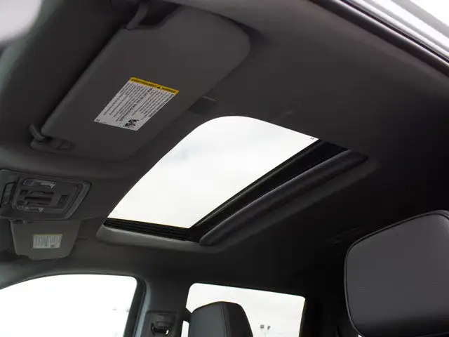 2024 GMC Sierra 1500 Denali Reserve Package w/Power Steps in Cars & Trucks in Edmonton - Image 12