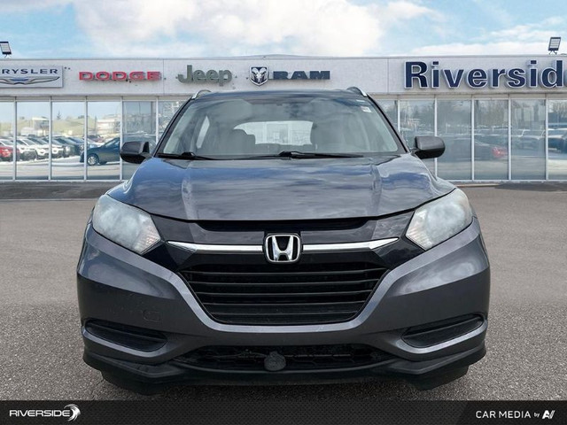 2016 HONDA HR-V LX in Cars & Trucks in Prince Albert - Image 2