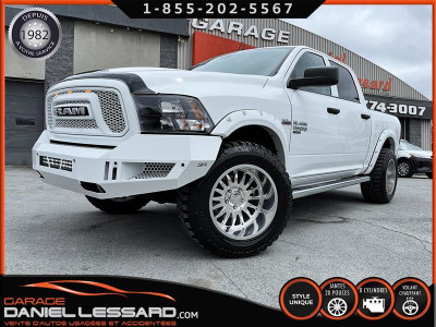 Ram 1500 Classic TRADESMAN SXT CREWCAB BTE 5.7' HEMI LIFT MAG 20