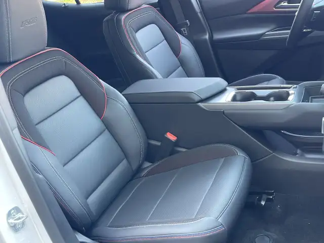 2025 Chevrolet Equinox EV 2RS in Cars & Trucks in City of Montréal - Image 33