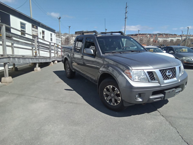 2016 Nissan Frontier Pro-4x Crew Cab Pickup in Cars & Trucks in City of Halifax - Image 3
