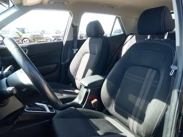 2023 Hyundai Venue Preferred | Lane Keep Assist | Backup Cam in Cars & Trucks in Edmonton - Image 19