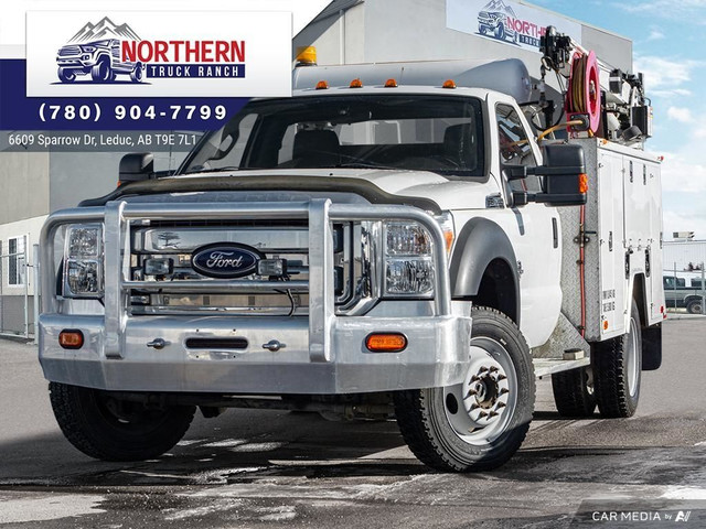 2012 Ford F-550 Chassis XLT SERVICE TRUCK / MECHANICS BOX 4X4... in Heavy Trucks in Edmonton