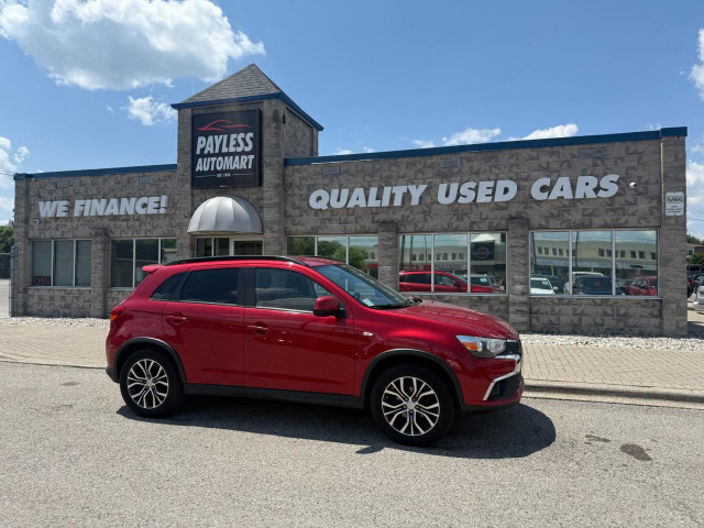 2016 Mitsubishi RVR SE Limited Edition in Cars & Trucks in Sarnia