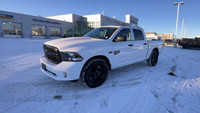 Four Wheel Drive. Cloth Interior. 8.4 Inch Touchscreen. Bluetooth. Apple CarPlay/Android Auto. Remot... (image 4)