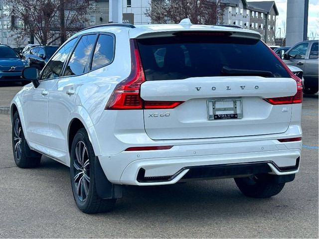 2023 Volvo XC60 Recharge Ultimate - Dark in Cars & Trucks in Edmonton - Image 3