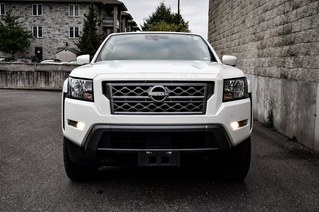 2023 Nissan Frontier King Cab SV • HEATED SEATS • REAR CAM • CP/ in Cars & Trucks in Cornwall - Image 4