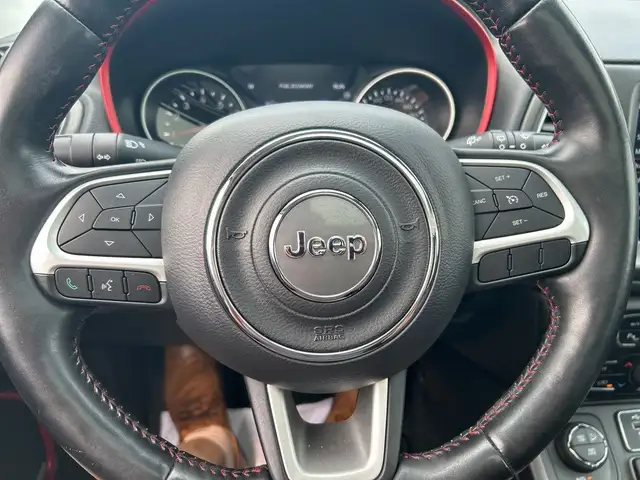 2021 Jeep Compass Trailhawk in Cars & Trucks in Ottawa - Image 18