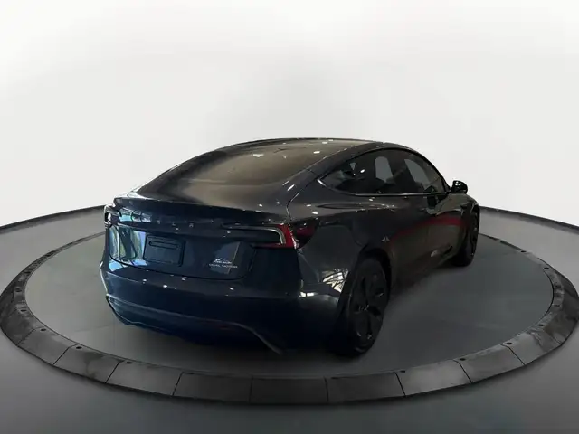 Tesla Model 3 2024 in Cars & Trucks in Markham / York Region - Image 7