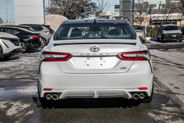 2019 Toyota Camry in Cars & Trucks in City of Montréal - Image 3