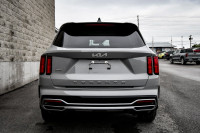 Power Liftgate, Synthetic Leather, Heated Steering Wheel, Android Auto, Apple CarPlay! 6 LOCATIONS K... (image 4)
