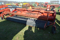 Massey Ferguson 9001 Header - Pickup