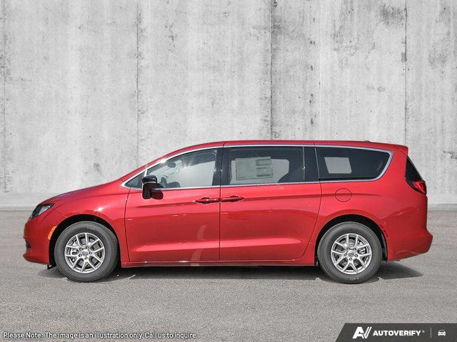2026 Chrysler Grand Caravan SXT in Cars & Trucks in Prince George - Image 4