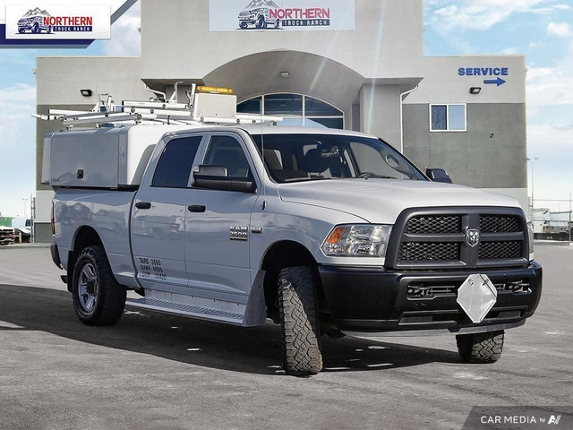 2015 RAM 3500 ST CREW CAB 4X4 WORK CANOPY in Cars & Trucks in Edmonton - Image 3