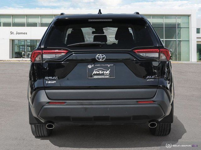 2021 Toyota RAV4 XLE in Cars & Trucks in Winnipeg - Image 4