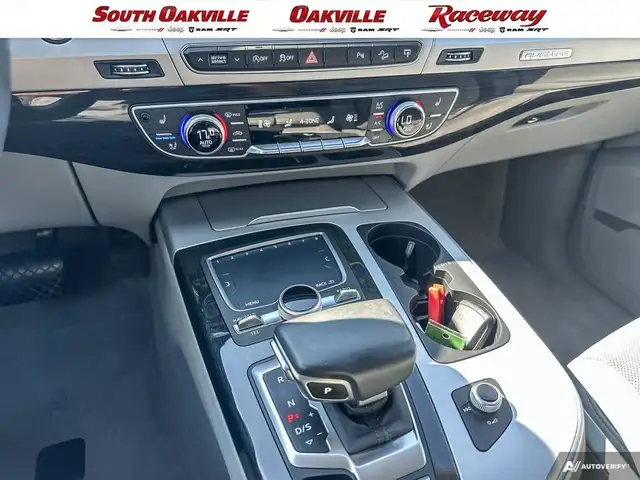 2017 Audi Q7 KOMFORT | PANORAMIC SUNROOF | NAVI | HEATED SEATS in Cars & Trucks in Oakville / Halton Region - Image 16