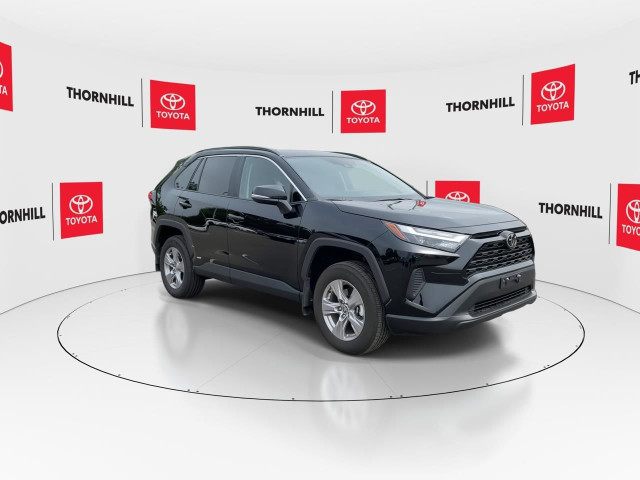 2025 Toyota RAV4 Hybrid XLE in Cars & Trucks in City of Toronto - Image 3