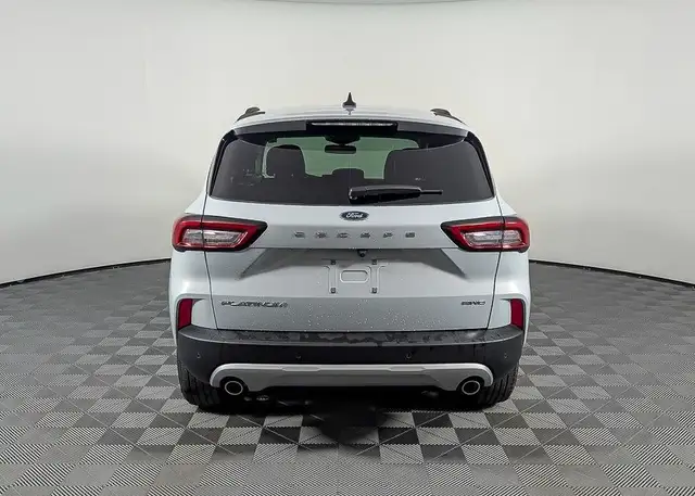2025 Ford Escape Platinum in Cars & Trucks in Calgary - Image 8