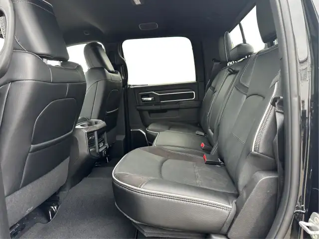 2025 RAM 3500 LARAMIE CREW CAB DIESEL LONGBOX in Cars & Trucks in Red Deer - Image 10