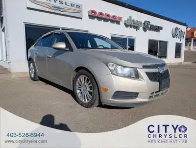 The 2013 Chevrolet Cruze ECO offers a smart balance between fuel efficiency and everyday driving com...