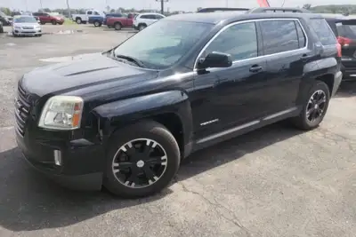 2017 GMC TERRAIN SLT 3.5L V6 AWD Financement Bancaire 1e 2e 3e chance Disponible —- FINANCEMENT MAIS...