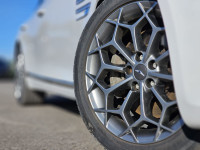Experience the impressive 2023 Genesis G80 2.5T Advanced, a stunning white all-wheel-drive sedan tha... (image 5)