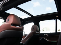2022 BMW X5 xDrive40i M SPORT Black Exterior on Brown Interior comes with Heads Up Display| Navigati... (image 9)