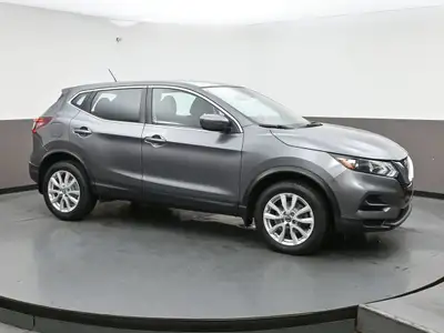 Check out this 2023 Nissan Qashqai S. This unit is all wheel drive and comes with heated seats, appl...