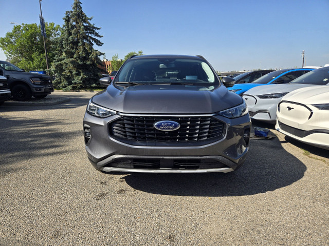 2025 Ford Escape PHEV | NTRAILER TOW PKG | PHEV PREM PKG | BLIS in Cars & Trucks in Calgary - Image 3