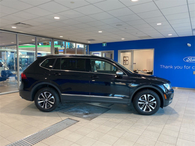 2021 Volkswagen Tiguan United 4MOTION - Sunroof - $230 B/W in Cars & Trucks in Calgary - Image 3