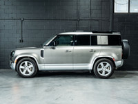 ***QUALIFY FOR A 4 YEAR WARRANTY ON OUR VEHICLES TODAY!!! Vehicle Key Features Include: Panoramic Su... (image 3)