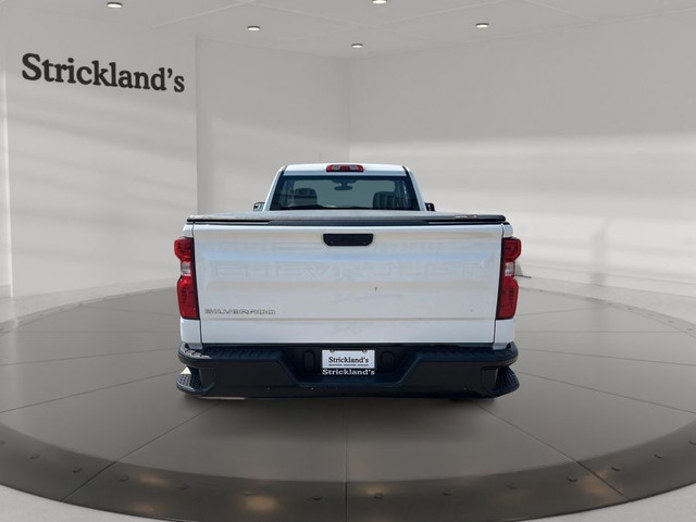 2021 CHEVROLET SILVERADO 1500 REG CAB 4X2 LONG BOX in Cars & Trucks in Stratford - Image 4