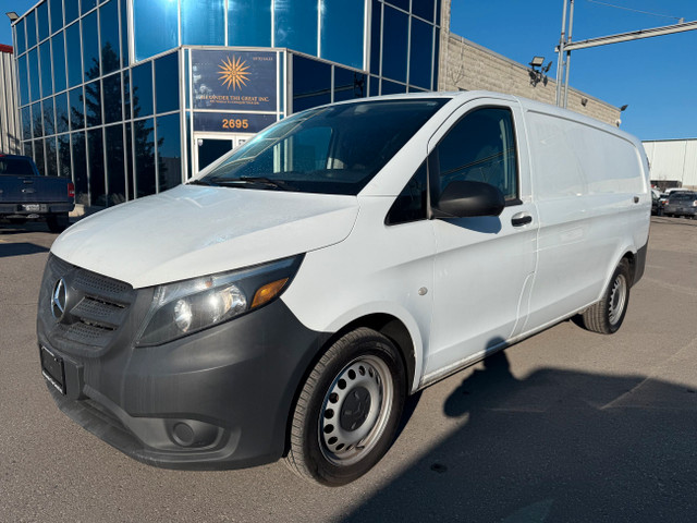 2019 Mercedes-Benz Sprinter Cargo Van Mercedes METRIS 136WB - CA in Cars & Trucks in Oakville / Halton Region