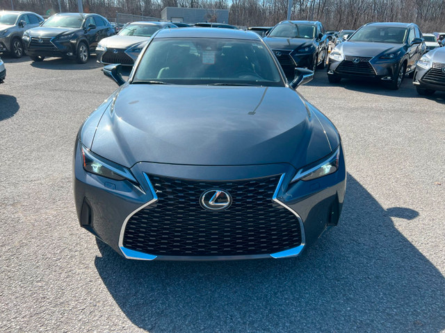 2021 Lexus IS 300 AWD PREMIUM / CAMERA / TOIT OUVRANT / CUIR 1 P in Cars & Trucks in Laval / North Shore - Image 4
