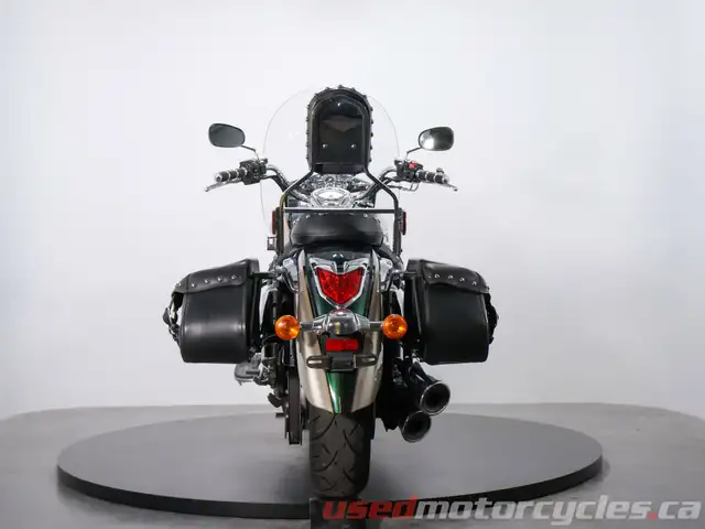 2009 Kawasaki Vulcan 1700 Classic LT in Street, Cruisers & Choppers in Kelowna - Image 5