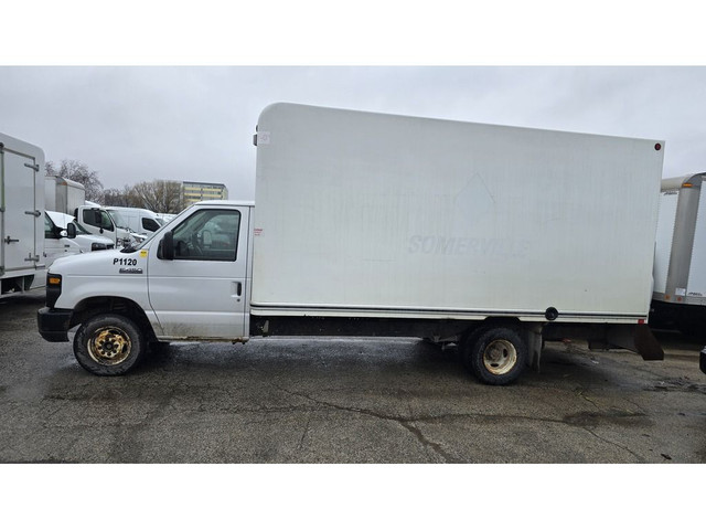 2017 Ford E-450 E-450 - 16Ft Box - Ramp - Gasoline - Tow Package in Cars & Trucks in City of Toronto - Image 3