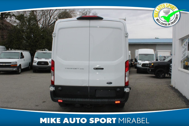 2018 Ford Transit Van T-250 toit moyen porte coulissante côté pa in Cars & Trucks in Laval / North Shore - Image 4
