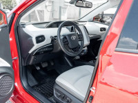 Apple CarPlay, Heated Seats, Heated Steering Wheel, Lane Keep Assist, Adaptive Cruise Control, Alumi... (image 9)