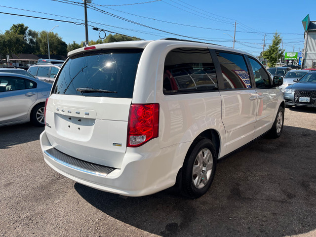 2013 Dodge Grand Caravan SXT in Cars & Trucks in Kitchener / Waterloo - Image 4