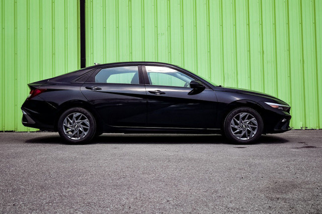 2024 Hyundai Elantra Preferred IVT • HEATED SEATS/STEERING • CP/ in Cars & Trucks in Kingston - Image 2