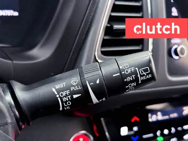 2019 Honda HR-V Sport AWD w/ Apple CarPlay, Heated Front Seats,  dans Autos et camions dans Ottawa - Image 27