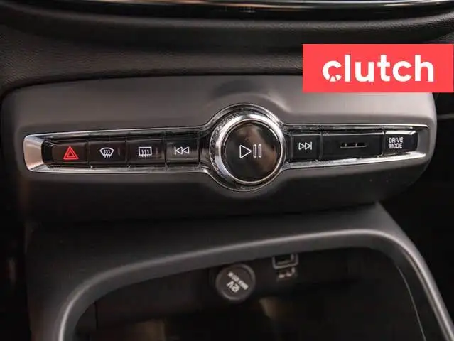 2021 Volvo XC40 T5 R-Design AWD w/ Apple CarPlay & Android Auto, in Cars & Trucks in Bedford - Image 35
