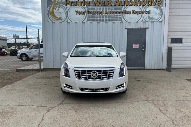 2015 Cadillac XTS Premium AWD in Cars & Trucks in Saskatoon - Image 3