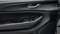 *18 inch Aluminum Wheels, Adaptive Cruise Control, Heated Seats, Heated Steering Wheel, Apple CarPla... (image 7)