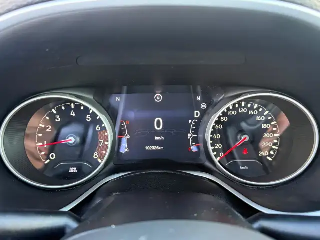 2017 Jeep Compass LIMITED 4x4 | LEATHER | CARPLAY | REMOTE START in Cars & Trucks in Ottawa - Image 20