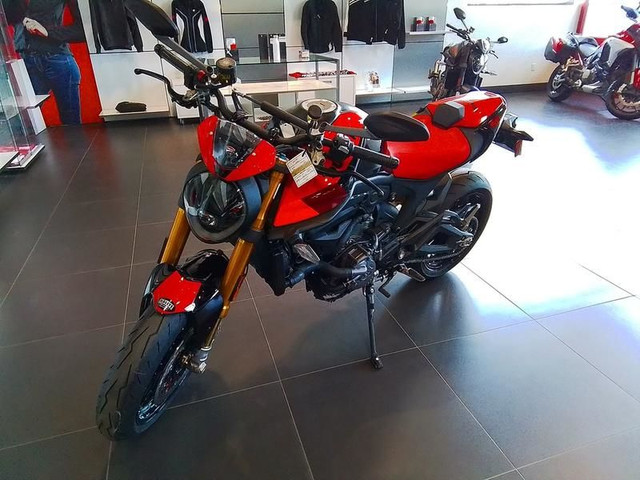 2024 Ducati Monster SP Livery dans Motos sport  à Moncton - Image 2