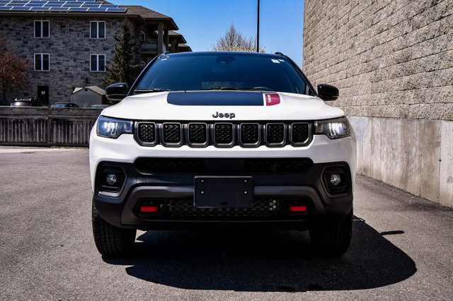2023 Jeep Compass Trailhawk • LOW MILEAGE • HEATED SEATS • 4G WI in Cars & Trucks in Ottawa - Image 4
