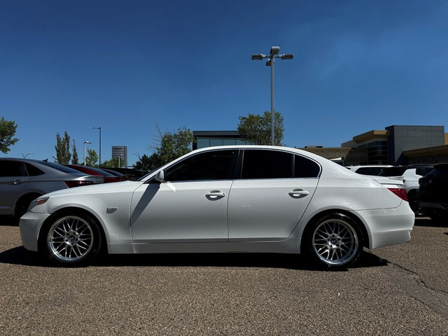 2006 BMW 5 Series 530xi - AWD - 3.0L - CLEAN CAR FAX in Cars & Trucks in Edmonton - Image 2