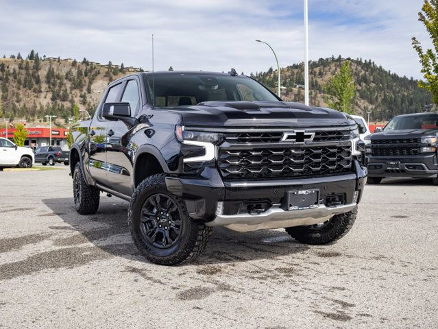 2025 Chevrolet Silverado 1500 ZR2 in Cars & Trucks in Kelowna - Image 2