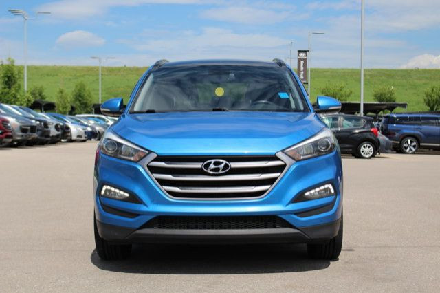 2017 Hyundai Tucson Luxury in Cars & Trucks in Calgary - Image 4